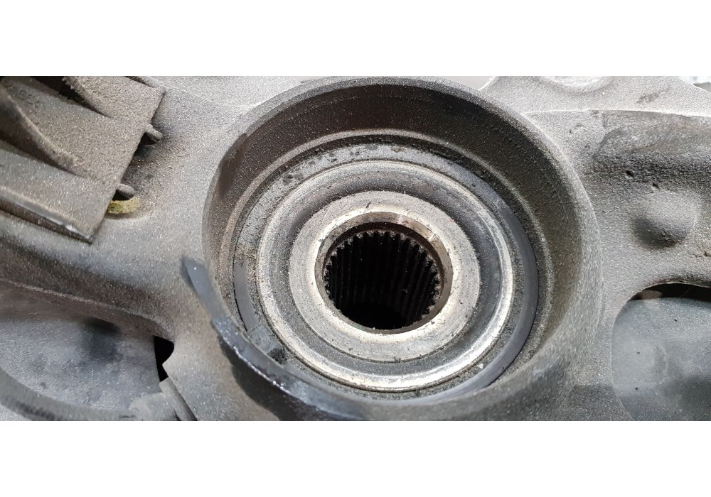 Recambio de mangueta delantera derecha para mercedes clase r (w251) r 350 cdi l 4-matic (251.122) referencia OEM IAM A2513300820
