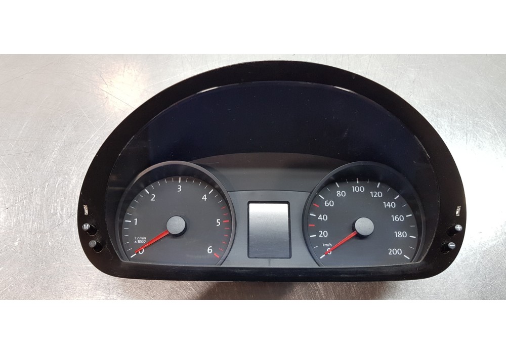Recambio de cuadro instrumentos para volkswagen crafter caja cerrada caja cerrada 30 batalla corta referencia OEM IAM 2E0920846A