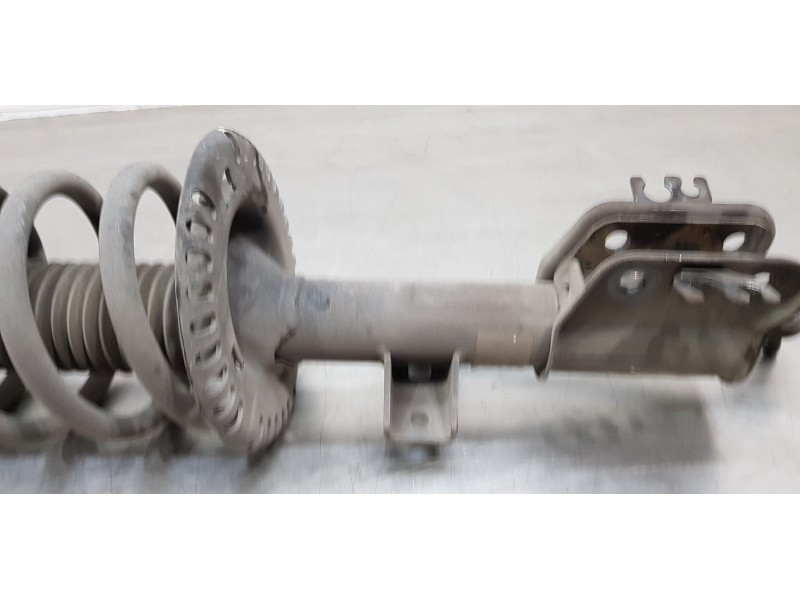 Recambio de amortiguador delantero izquierdo para volkswagen t5 bus (7e) caravelle comfortline lang 4motion referencia OEM IAM 7