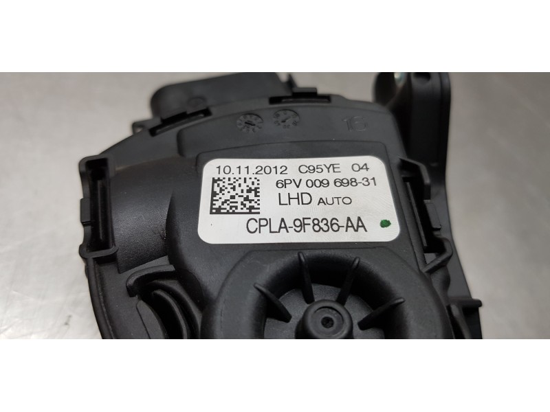 Recambio de pedal acelerador para land rover range rover vogue referencia OEM IAM LR037832  