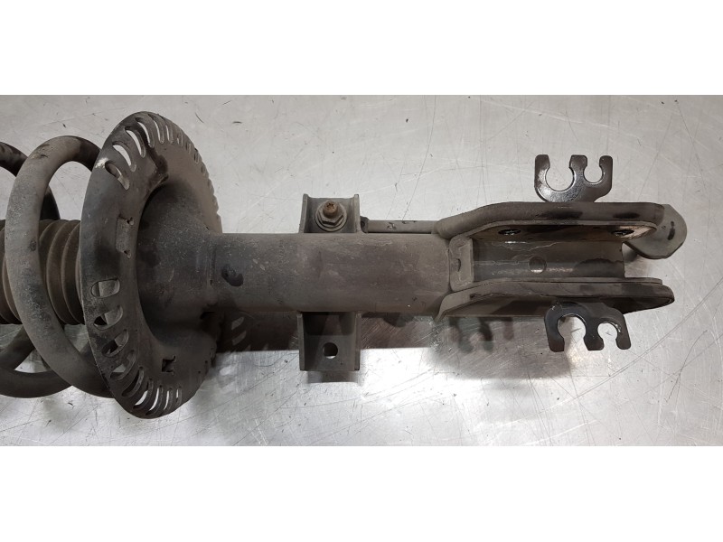 Recambio de amortiguador delantero izquierdo para volkswagen t5 bus (7e) caravelle comfortline lang 4motion referencia OEM IAM 7