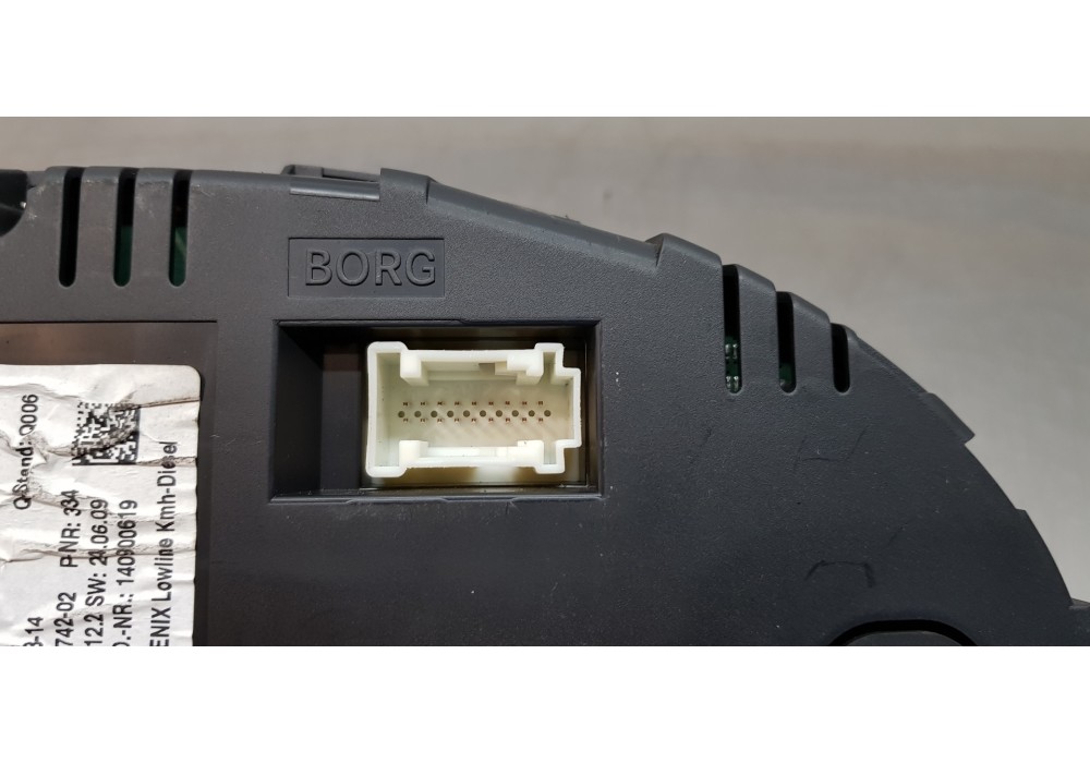 Recambio de cuadro instrumentos para volkswagen crafter caja cerrada caja cerrada 30 batalla corta referencia OEM IAM 2E0920846A