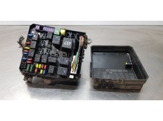 Recambio de caja reles / fusibles para mitsubishi outlander (cw0) 2.0 di-d invite referencia OEM IAM 8565A111