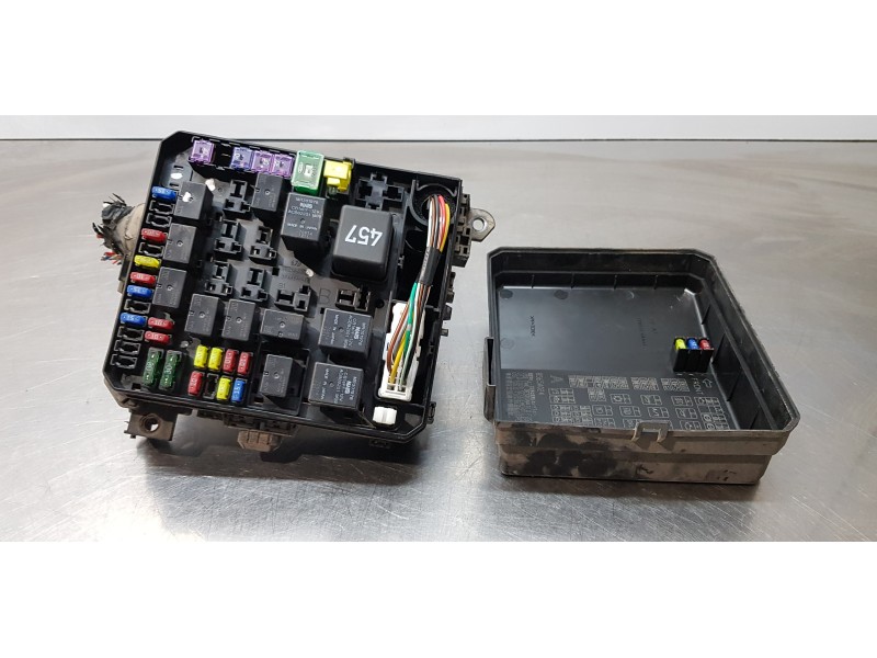 Recambio de caja reles / fusibles para mitsubishi outlander (cw0) 2.0 di-d invite referencia OEM IAM 8565A111   Recambio de caja reles / fusibles para mitsubishi outlander (cw0) 2.0 di-d invite referencia OEM IAM 8565A111