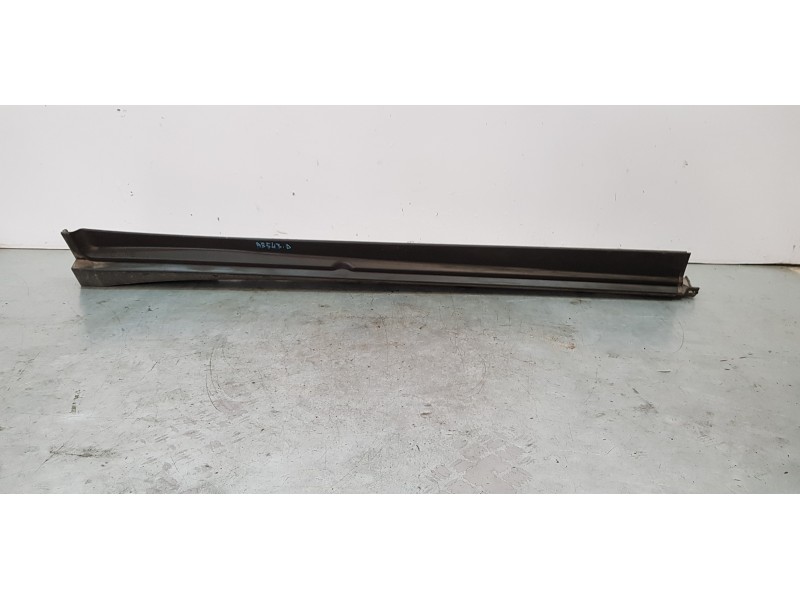 Recambio de faldon lateral para fiat 500 x (334) pop star referencia OEM IAM 735572237  