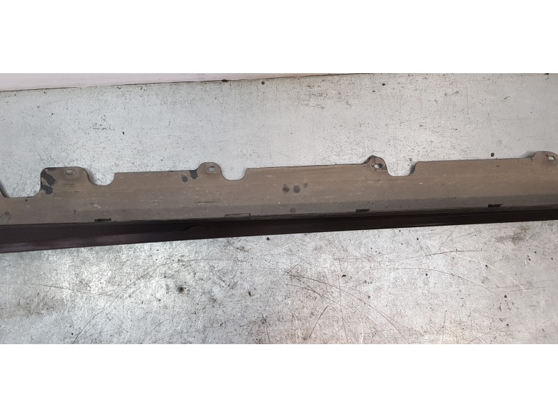 Recambio de faldon lateral para fiat 500 x (334) pop star referencia OEM IAM 735572237  