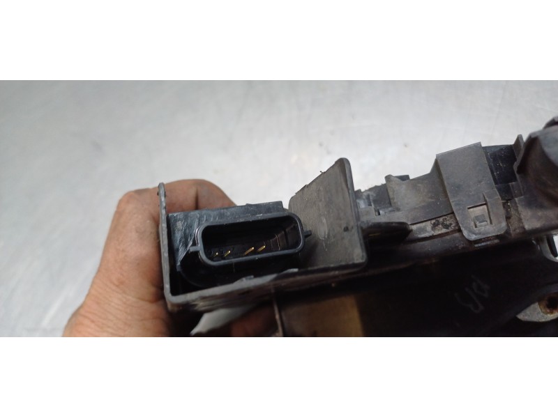 Recambio de cerradura puerta delantera derecha para renault scenic iv grand zen referencia OEM IAM 805025440R  