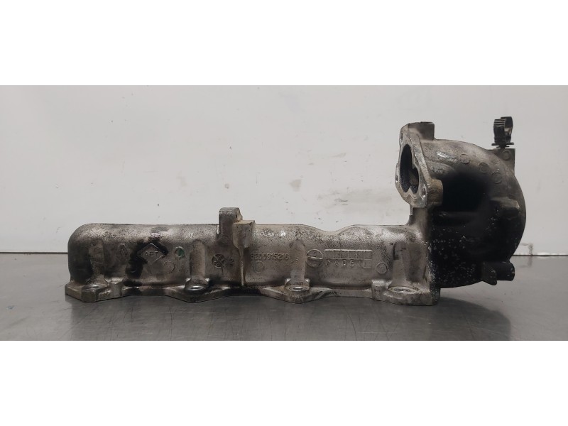 Recambio de colector admision para renault master kasten l3h2 hka 3,5t referencia OEM IAM 8201022367   Recambio de colector admision para renault master kasten l3h2 hka 3,5t referencia OEM IAM 8201022367