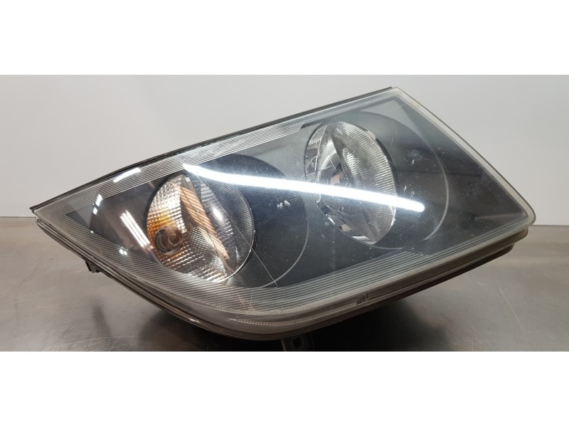 Recambio de faro izquierdo para volkswagen crafter caja cerrada caja cerrada 30 batalla corta referencia OEM IAM 2E1941005  