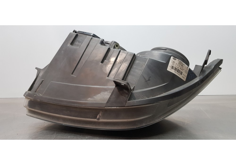 Recambio de faro izquierdo para volkswagen crafter caja cerrada caja cerrada 30 batalla corta referencia OEM IAM 2E1941005  