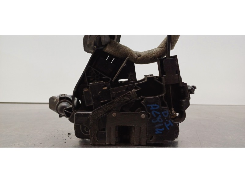 Recambio de cerradura puerta delantera izquierda para renault scenic iv grand zen referencia OEM IAM 805033837R 805037172R 