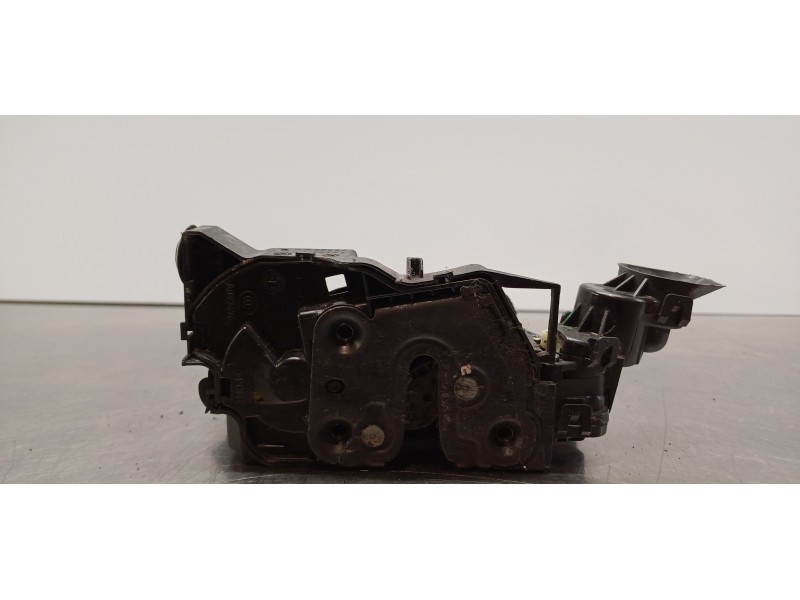 Recambio de cerradura puerta delantera izquierda para renault scenic iv grand zen referencia OEM IAM 805033837R 805037172R 