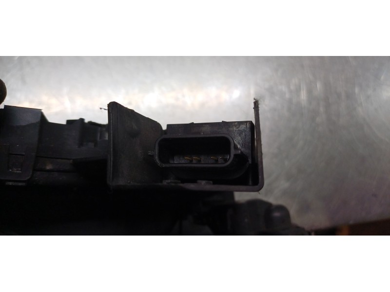 Recambio de cerradura puerta delantera izquierda para renault scenic iv grand zen referencia OEM IAM 805033837R 805037172R 