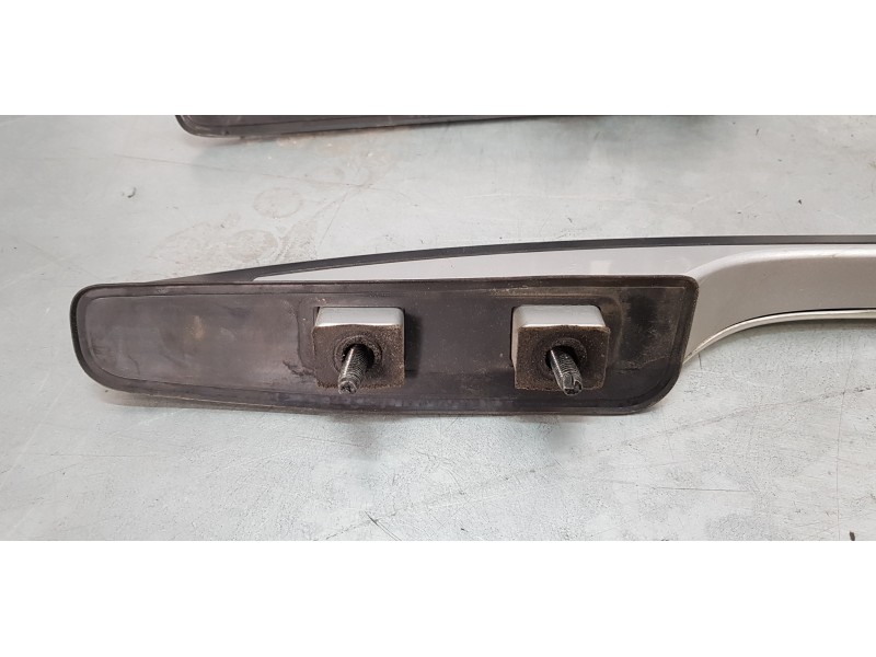 Recambio de portaequipajes para nissan murano (z51) básico referencia OEM IAM 738221AN0B  