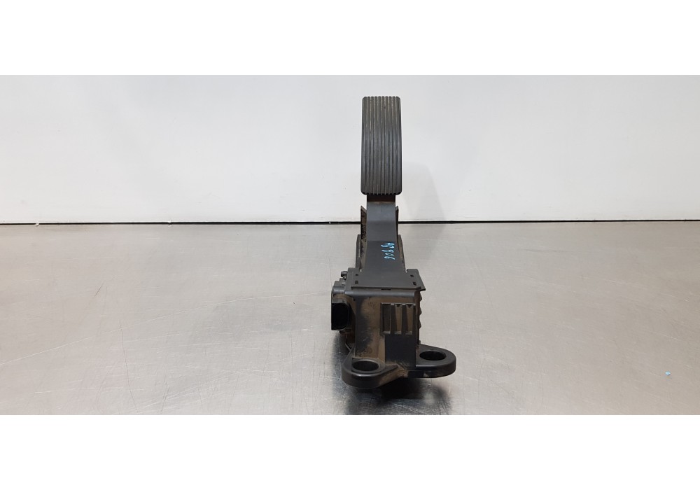 Recambio de pedal acelerador para mercedes clase r (w251) r 350 cdi l 4-matic (251.122) referencia OEM IAM A1643000004  