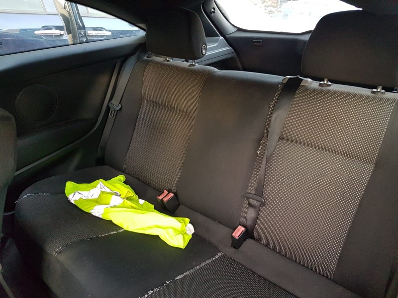 opel astra gtc del año 2006