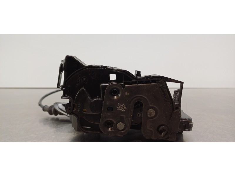 Recambio de cerradura puerta trasera izquierda para renault scenic iv grand zen referencia OEM IAM 825037601R 825030713R 