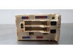 Recambio de caja reles / fusibles para nissan murano (z51) básico referencia OEM IAM 284B71AN0A  
