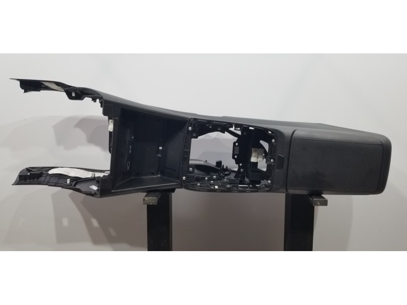 Recambio de apoyabrazos central para hyundai tucson hybrid referencia OEM IAM 84660N7100NNB 84610N7100NNB 