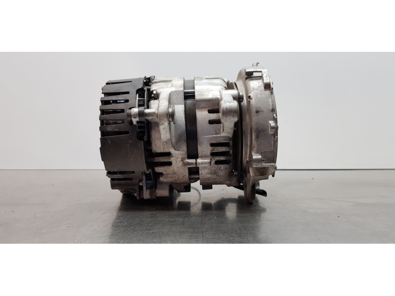 Recambio de alternador para kia ceed sportswagon tech referencia OEM IAM 363002U100  