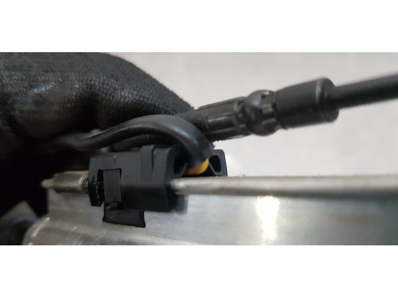 Recambio de no identificado para bmw serie 3 cabrio (e93) 325d referencia OEM IAM 54377183324   Recambio de no identificado para bmw serie 3 cabrio (e93) 325d referencia OEM IAM 54377183324