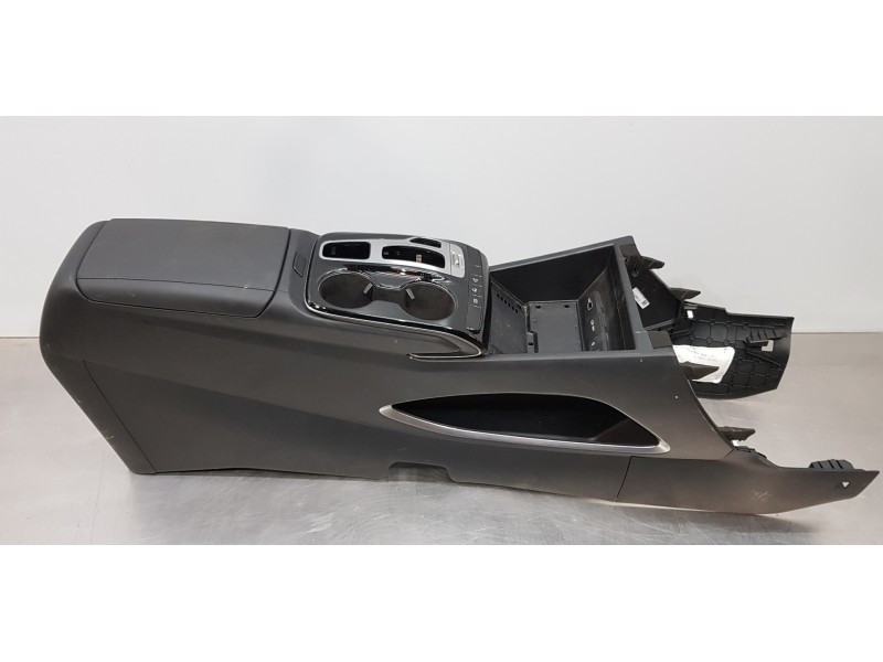 Recambio de apoyabrazos central para hyundai tucson hybrid referencia OEM IAM 84660N7100NNB 84610N7100NNB 