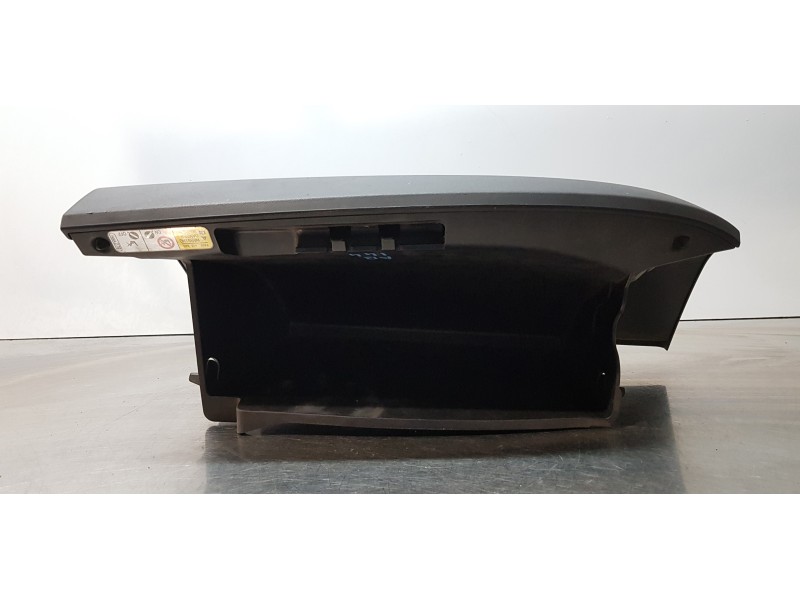 Recambio de guantera para mitsubishi outlander (cw0) 2.0 di-d invite referencia OEM IAM 8006A022   Recambio de guantera para mitsubishi outlander (cw0) 2.0 di-d invite referencia OEM IAM 8006A022