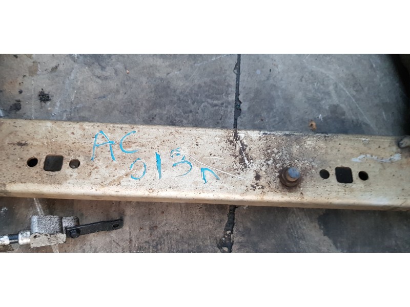 Recambio de puente delantero para land rover range rover vogue referencia OEM IAM LR038759  