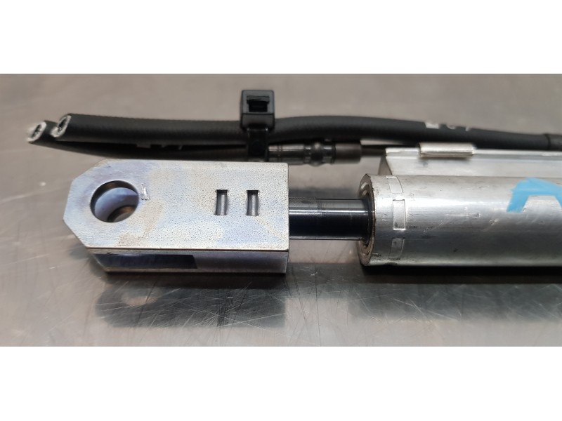 Recambio de no identificado para bmw serie 3 cabrio (e93) 325d referencia OEM IAM 54377181109   Recambio de no identificado para bmw serie 3 cabrio (e93) 325d referencia OEM IAM 54377181109