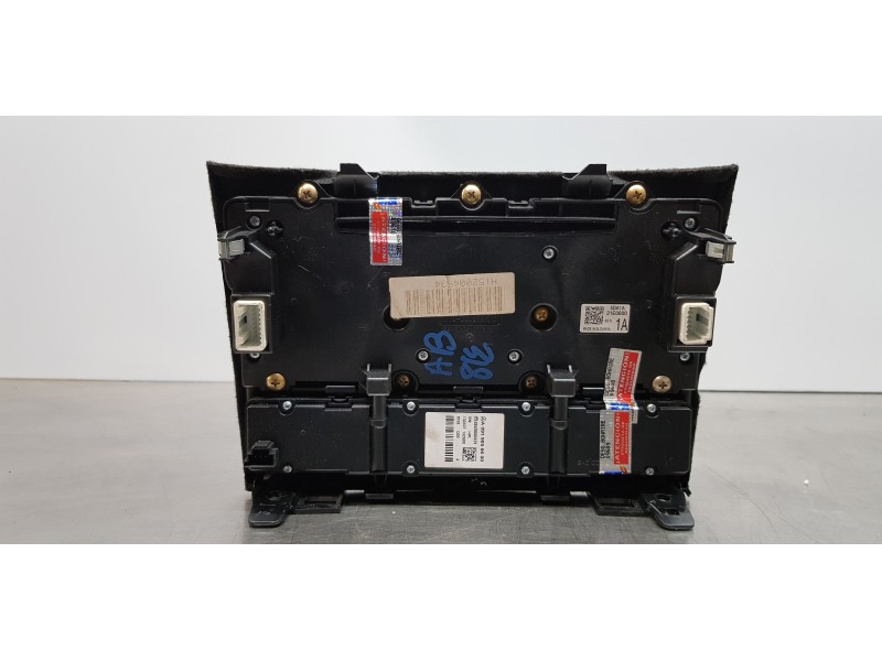 Recambio de sistema audio / radio cd para infiniti qx30 premium referencia OEM IAM 253915DA1A  