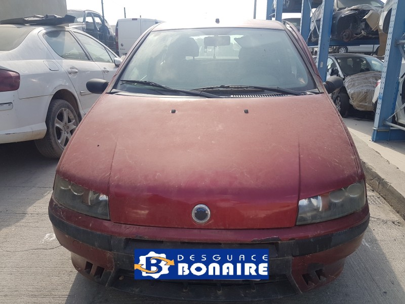 fiat punto berlina (188) del año 2000