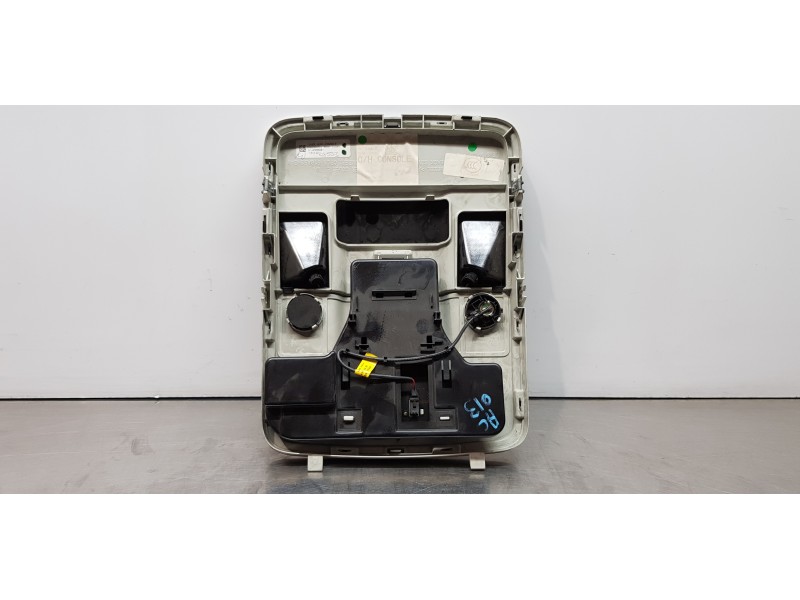 Recambio de luz interior para land rover range rover vogue referencia OEM IAM LR040304  