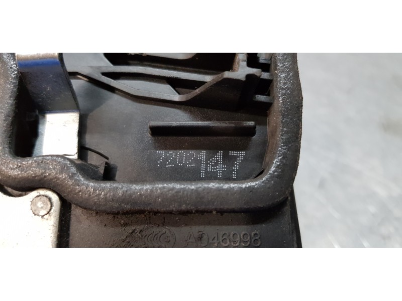 Recambio de cerradura puerta trasera izquierda para bmw serie 1 berlina (e81/e87) 116i referencia OEM IAM 7202147   Recambio de cerradura puerta trasera izquierda para bmw serie 1 berlina (e81/e87) 116i referencia OEM IAM 7202147