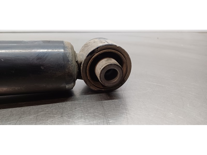 Recambio de amortiguador trasero izquierdo para kia ceed sportswagon tech referencia OEM IAM 55310J7CB0 55300J7CB0 