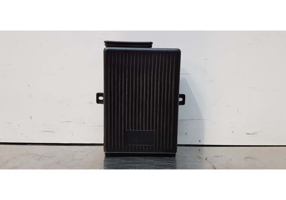 Recambio de modulo electronico para mercedes clase e (w210) berlina diesel 300 turbodiesel (210.025) referencia OEM IAM 914B1761 Recambio de modulo electronico para mercedes clase e (w210) berlina diesel 300 turbodiesel (210.025) referencia OEM IAM 914B1761