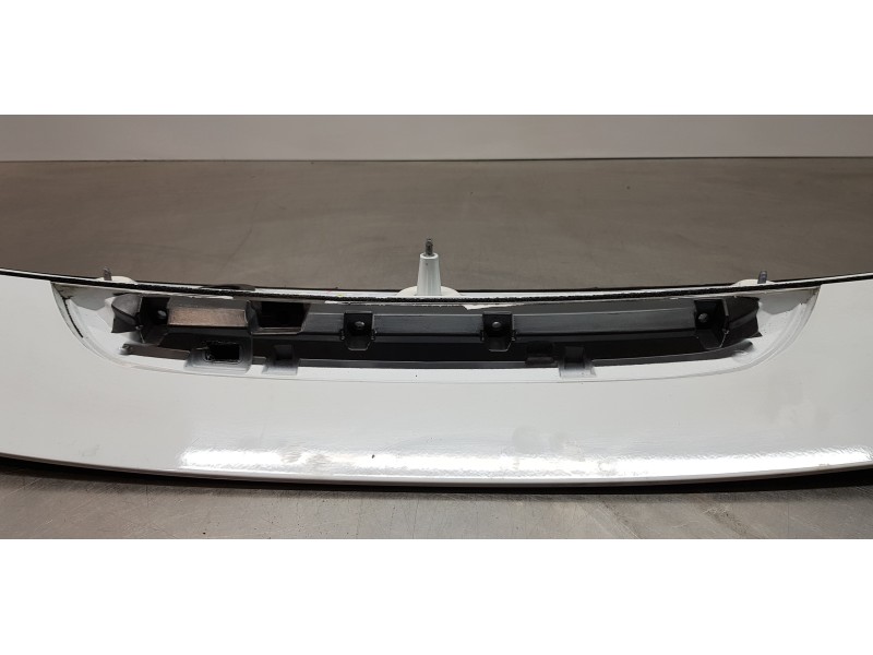 Recambio de aleron trasero para kia ceed sportswagon tech referencia OEM IAM 87211J7300 87210J7300 