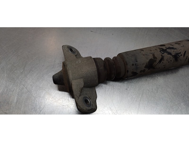 Recambio de amortiguador trasero izquierdo para kia ceed sportswagon tech referencia OEM IAM 55310J7CB0 55300J7CB0 