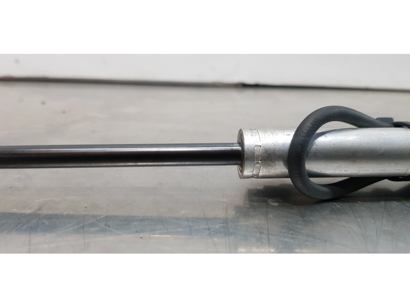 Recambio de no identificado para bmw serie 3 cabrio (e93) 325d referencia OEM IAM 54377128782   Recambio de no identificado para bmw serie 3 cabrio (e93) 325d referencia OEM IAM 54377128782