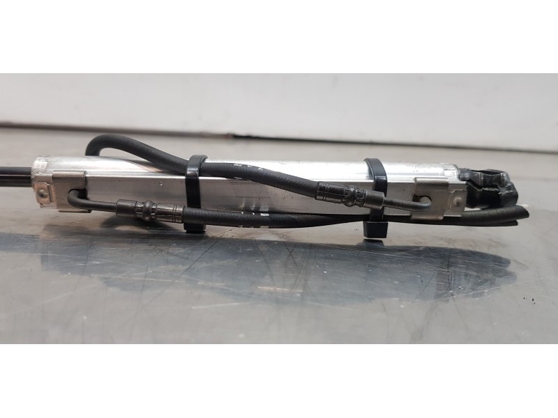 Recambio de no identificado para bmw serie 3 cabrio (e93) 325d referencia OEM IAM 54377128782   Recambio de no identificado para bmw serie 3 cabrio (e93) 325d referencia OEM IAM 54377128782