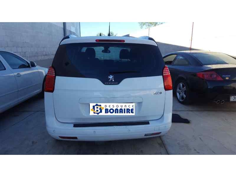 peugeot 5008 del año 2015