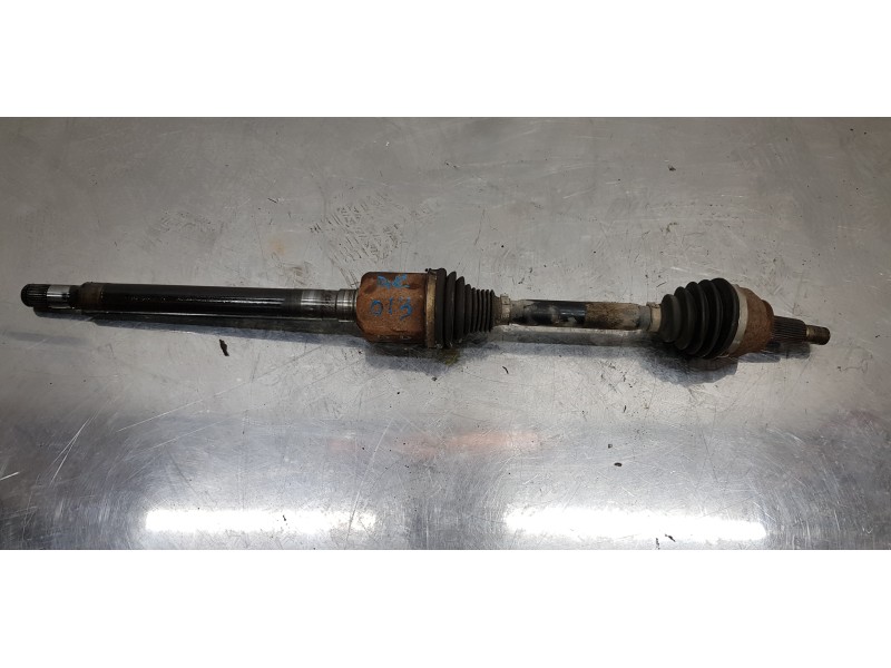 Recambio de transmision delantera derecha para land rover range rover vogue referencia OEM IAM LR034531  