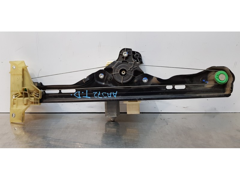 Recambio de elevalunas trasero derecho para citroen c4 picasso seduction referencia OEM IAM 9675288180  