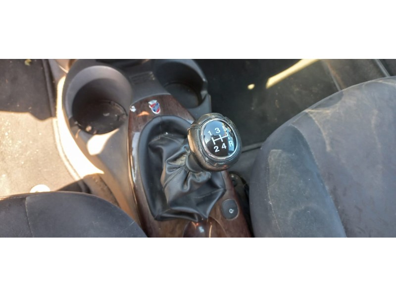 ford focus berlina (cak) del año 1998