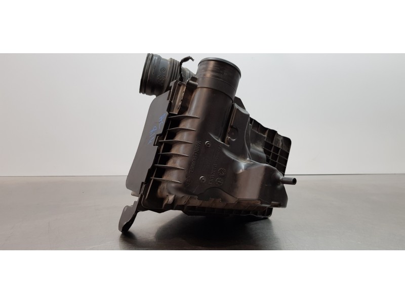 Recambio de filtro aire para renault scenic iv grand zen referencia OEM IAM 165007121R  