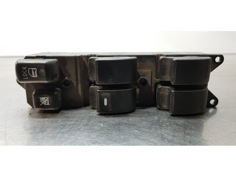 Recambio de mando elevalunas delantero izquierdo para mitsubishi outlander (cw0) 2.0 di-d invite referencia OEM IAM 8608A060  