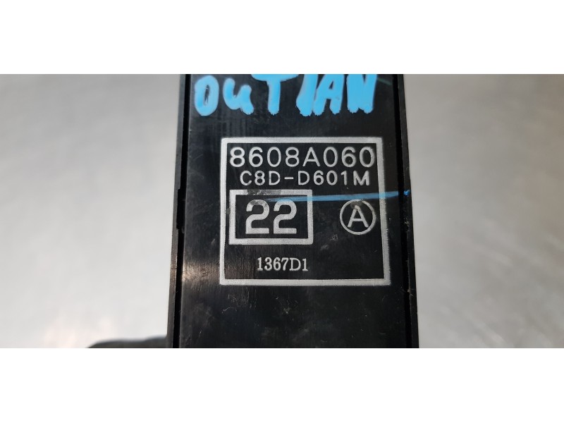 Recambio de mando elevalunas delantero izquierdo para mitsubishi outlander (cw0) 2.0 di-d invite referencia OEM IAM 8608A060  