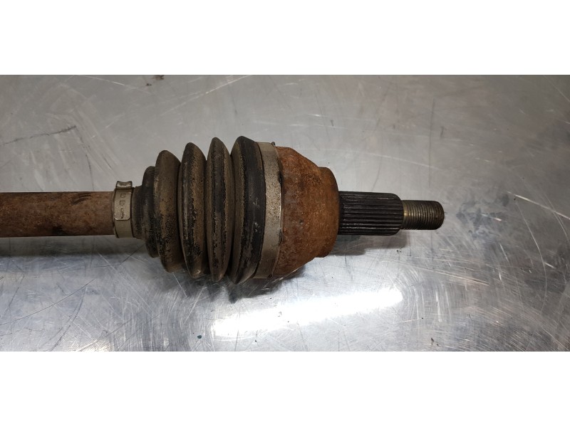 Recambio de transmision trasera derecha para land rover range rover vogue referencia OEM IAM LR034534  