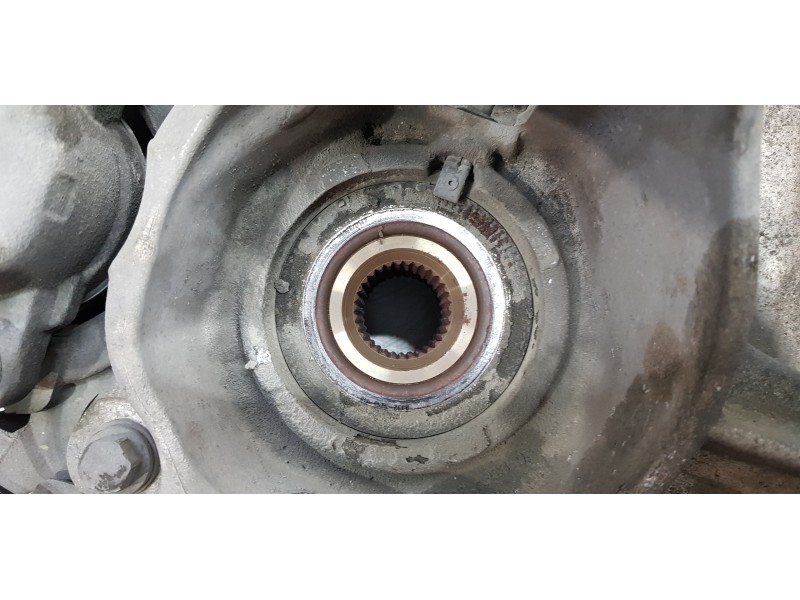 Recambio de mangueta delantera derecha para land rover evoque prestige referencia OEM IAM LR186681 FJ323K185AF 