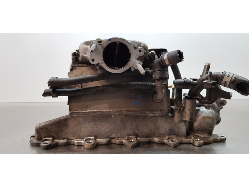 Recambio de colector admision para renault scenic iv grand zen referencia OEM IAM 140038639R  
