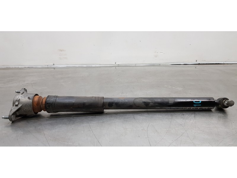 Recambio de amortiguador trasero derecho para infiniti qx30 premium referencia OEM IAM 562005DJ0A  
